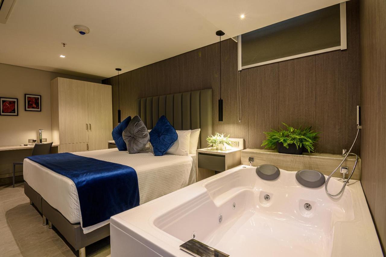 4 Sur Hotel เมเดยิน ภายนอก รูปภาพ